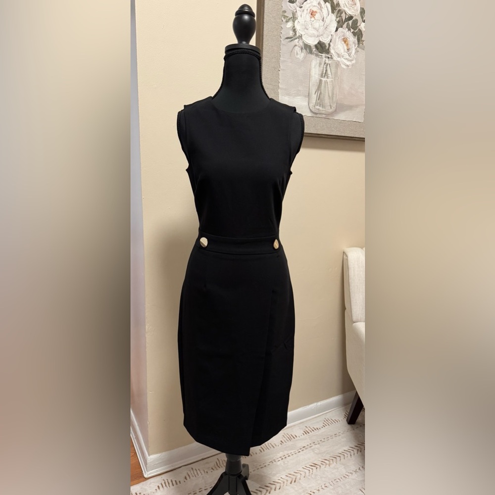 Elegant Black Sleeveless Dress